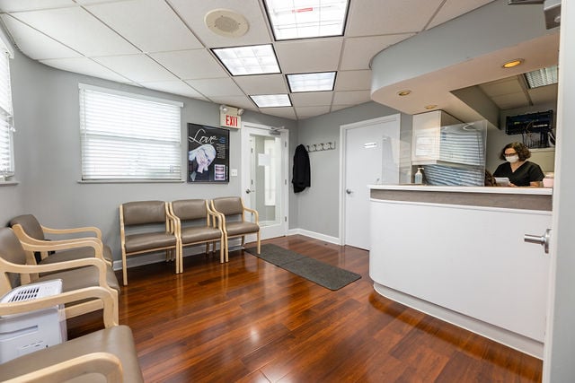 Waiting area 1